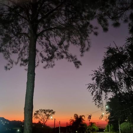Chales Por Do Sol Serra Negra  Extérieur photo